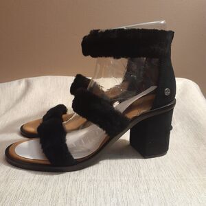 Ugg W Del Rey Fluff Heels Sandals Ankle Strap Open Toe Shoes Size 6 Black